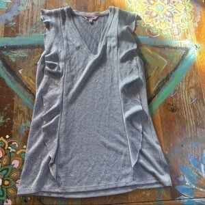 *Really clean lightly used Juicy Couture size Medium in grey